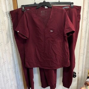 FIGS XLTall Burgundy 3pc Set, Catriana, Zamora, & Kade Scrub Set